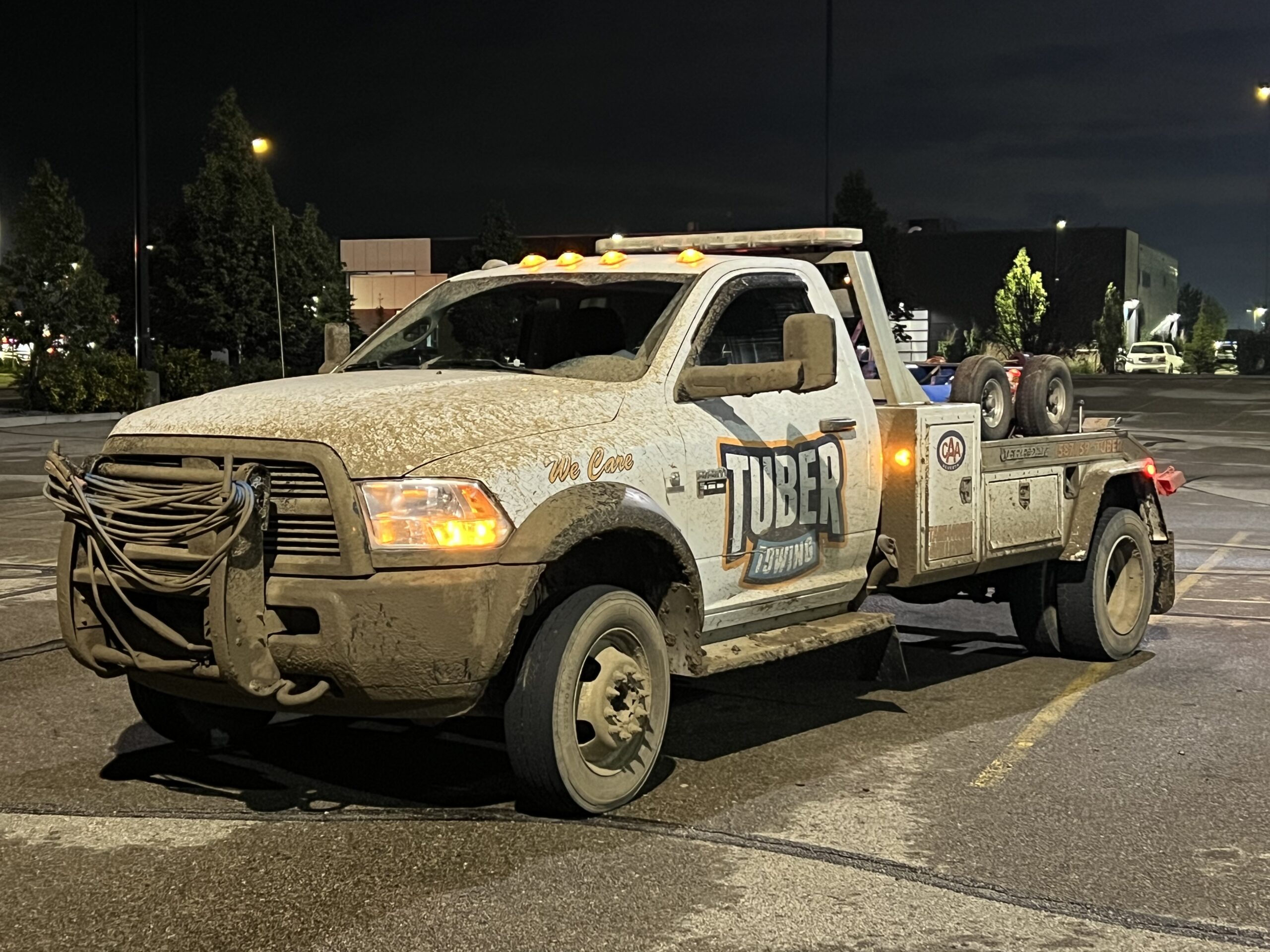 Dirty Tow Truck - Tuber Towing